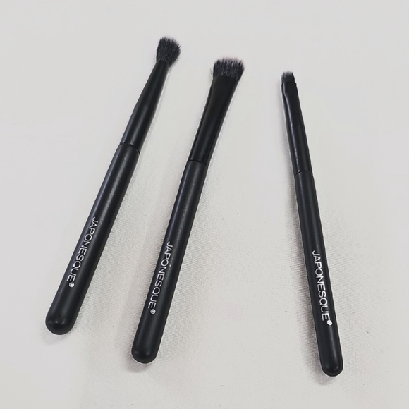JAPONESQUE Dual Fiber Eye Brush Set, 3pc, Gently Used but Cleaned With Box - Picture 1 of 5